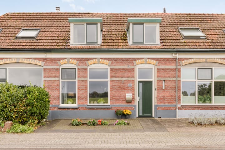 Foto 2 van Vredenseweg 128