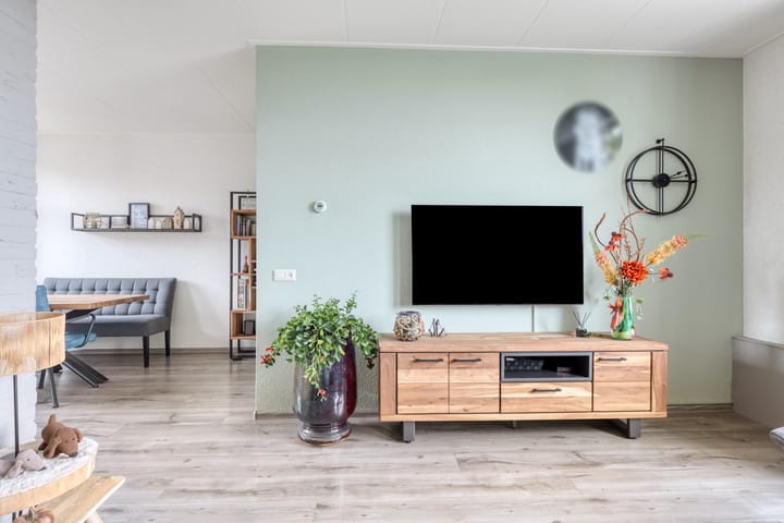 Foto 11 van Vredenseweg 128