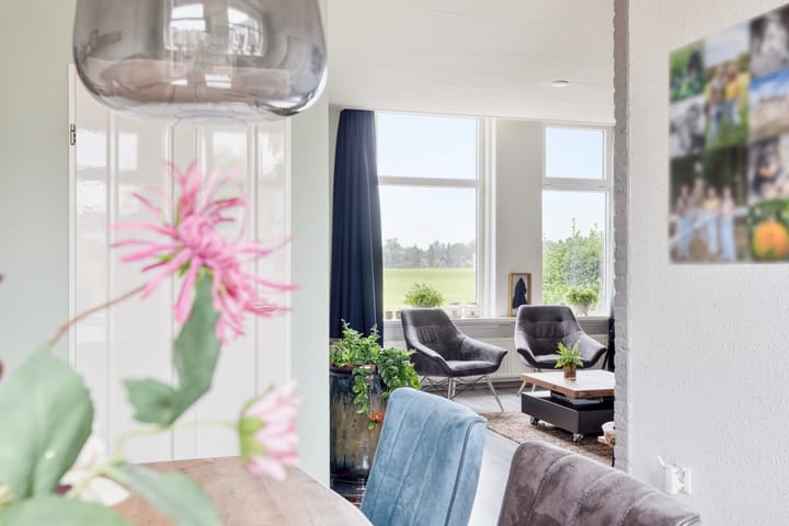 Foto 15 van Vredenseweg 128