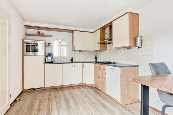 Foto 18 van Vredenseweg 128