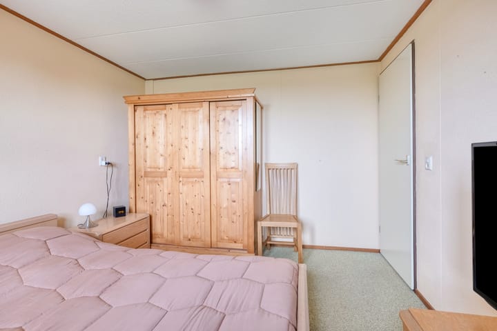 Foto 25 van Vredenseweg 128