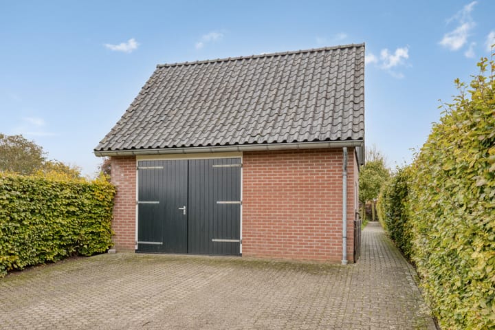 Foto 43 van Vredenseweg 128