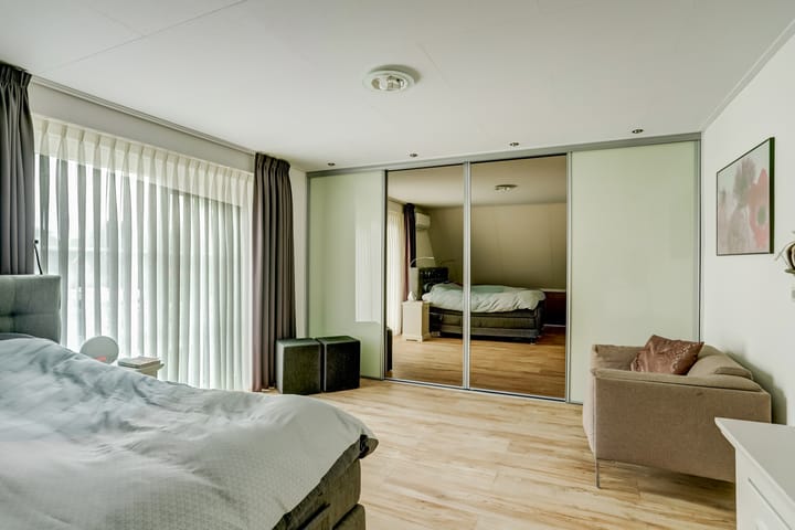 Foto 22 van Veenroede 18