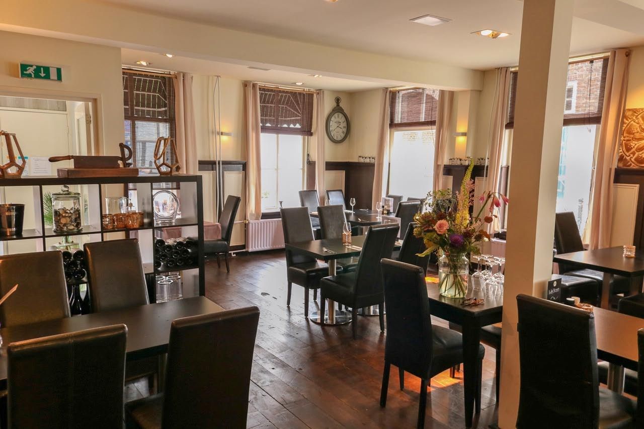 Bekijk foto 5 van Voorstraat 10