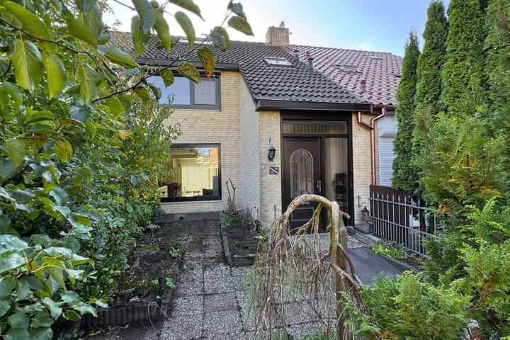 Photo 58 of Van Puttenstraat 20