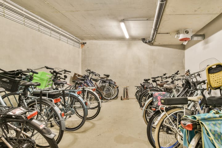 Photo 33 of Prinsesseweg 8-F1