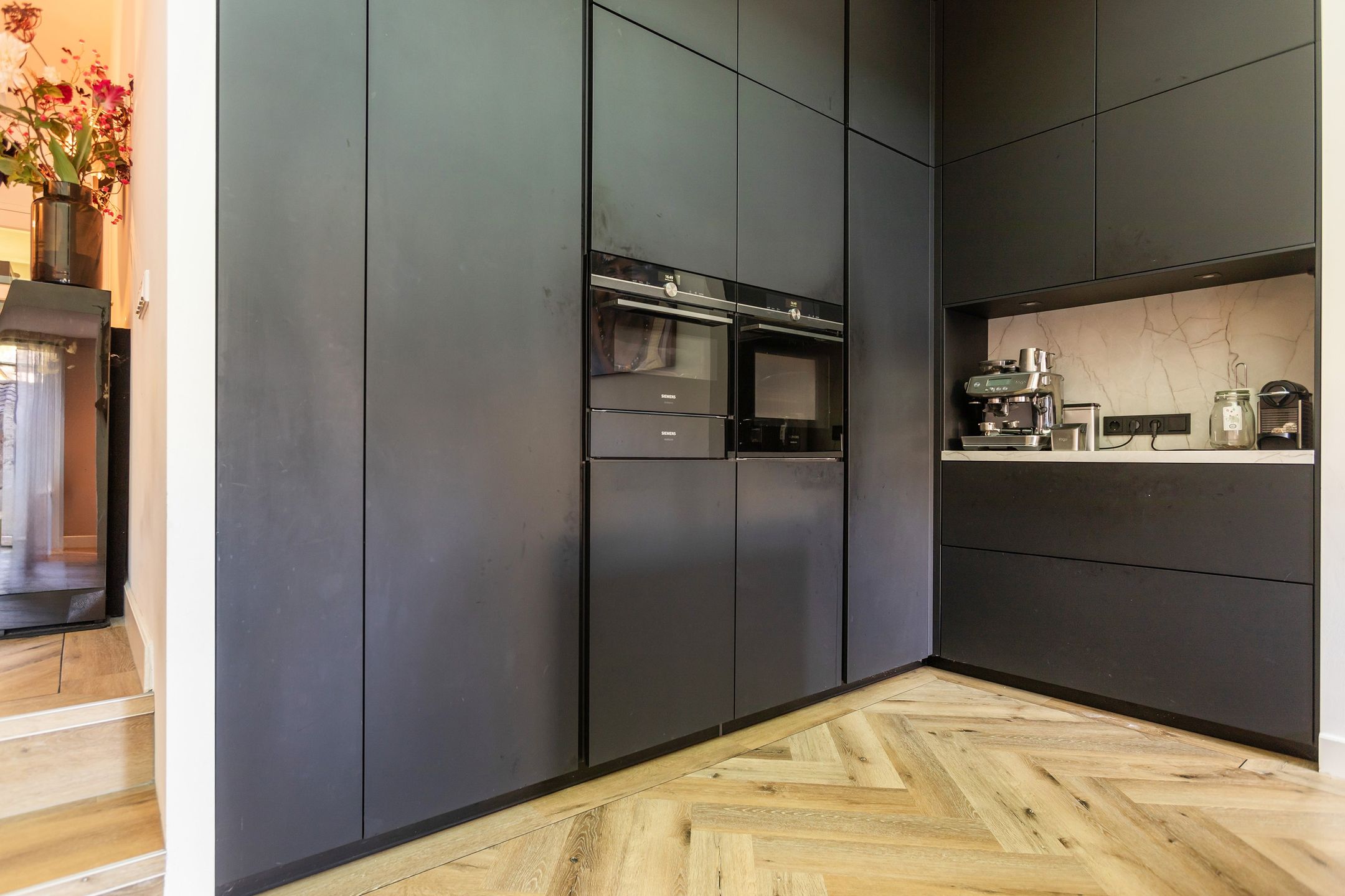 Foto 9 van Zuiderkerkplein 6