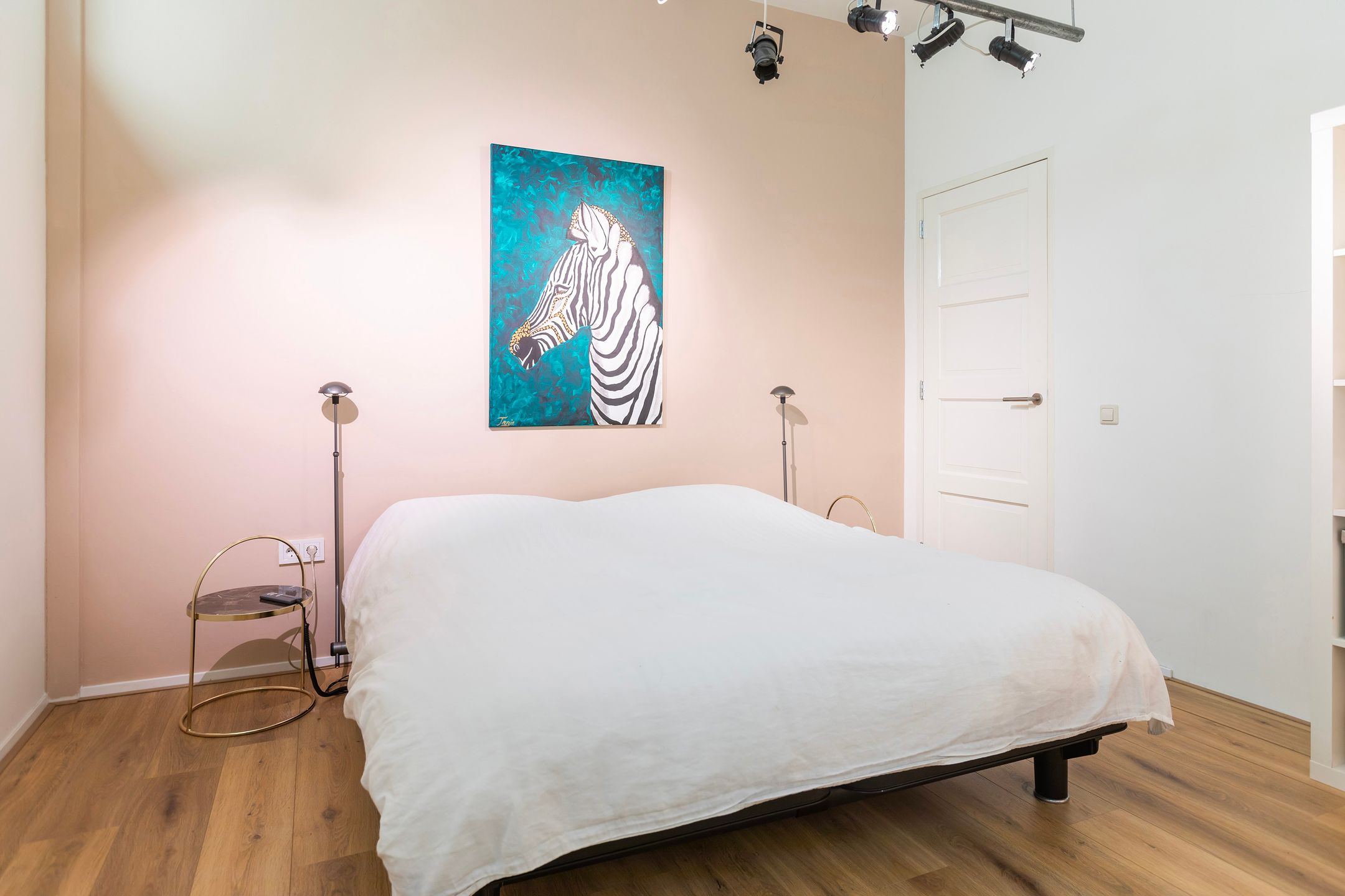 Foto 12 van Zuiderkerkplein 6