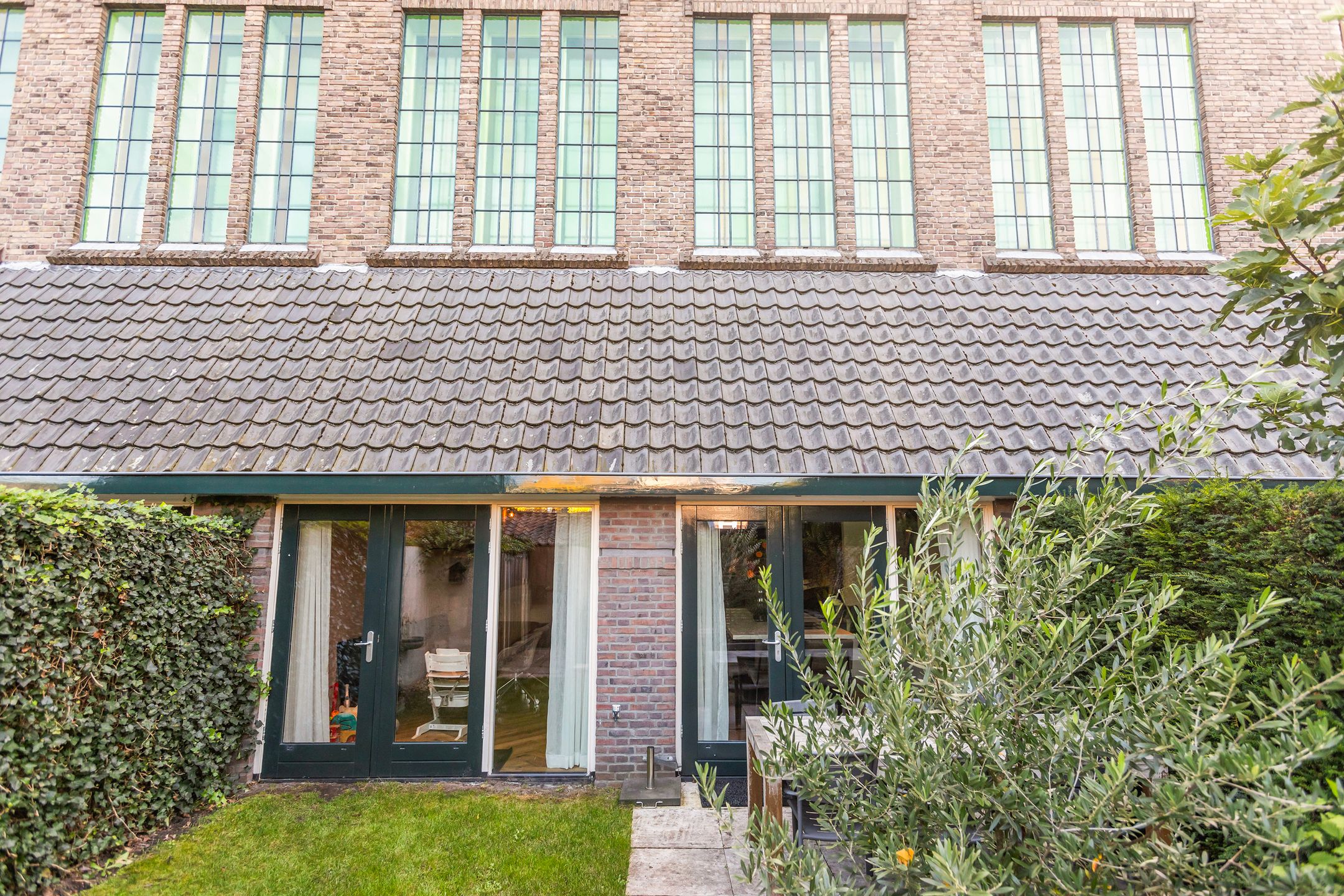 Foto 36 van Zuiderkerkplein 6