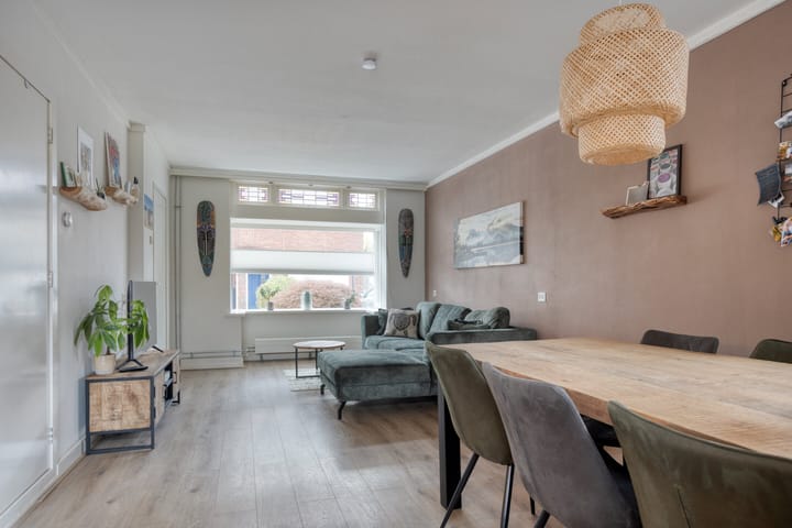 Foto 8 van Beukstraat 1