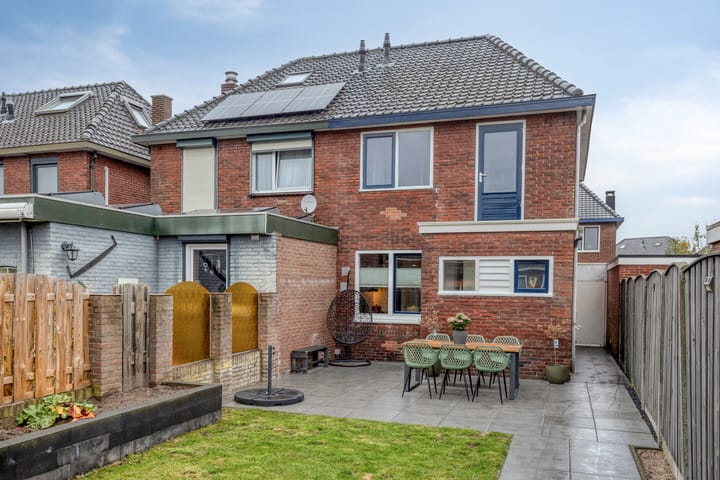 Foto 26 van Beukstraat 1