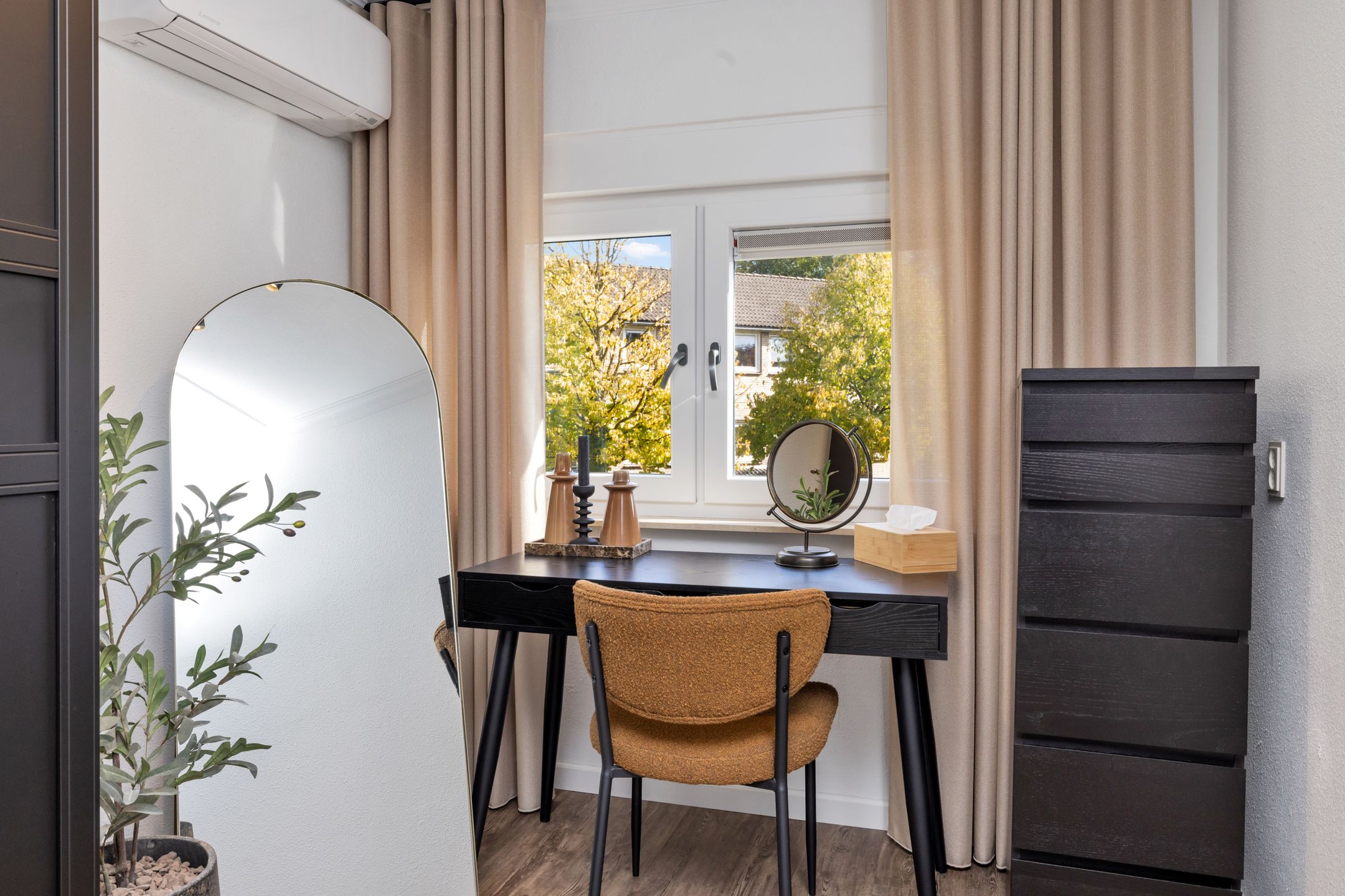 Photo 36 of Sweelinckstraat 8