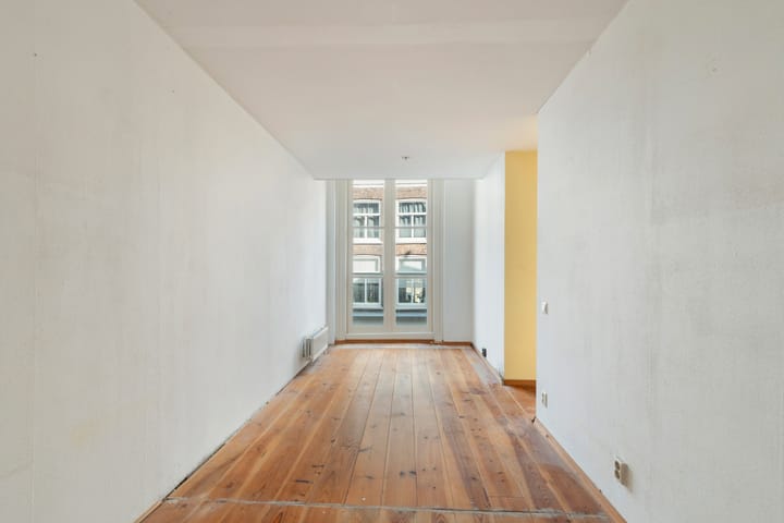 Photo 12 of Pelserstraat 3-A