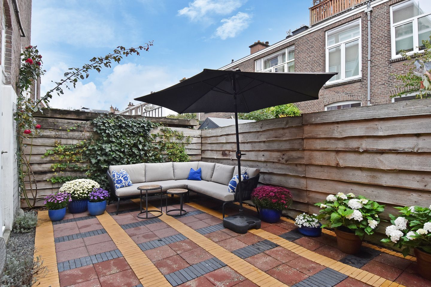 Photo 10 of Johannes Camphuijsstraat 204