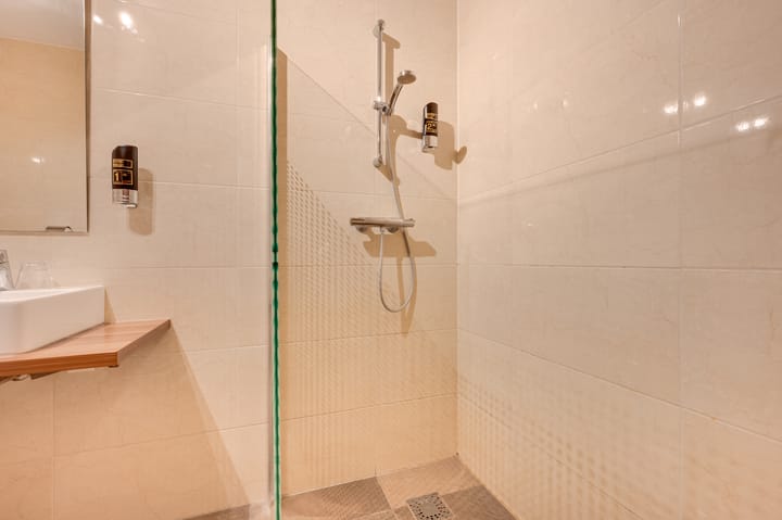 Foto 8 van Hogeweg 55-S323