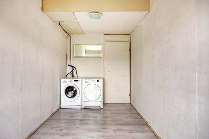 Photo 21 of Middelzand 3106