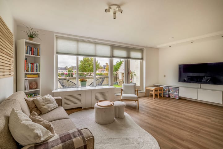 Photo 2 of Waterrijklaan 36