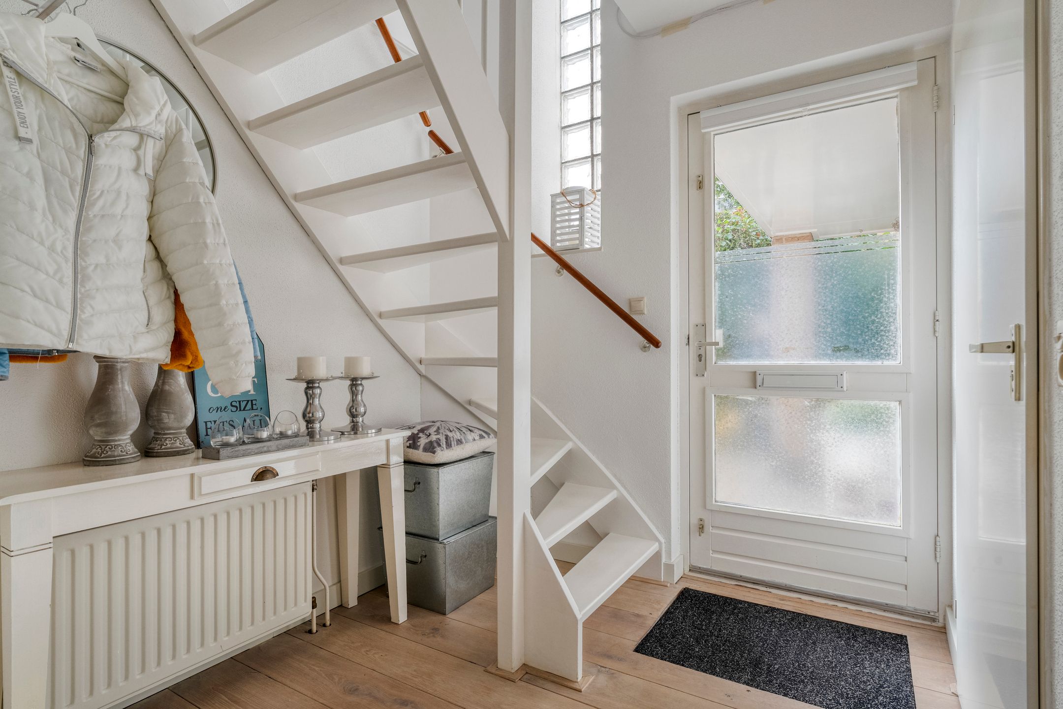 Photo 18 of Braamspinner 9