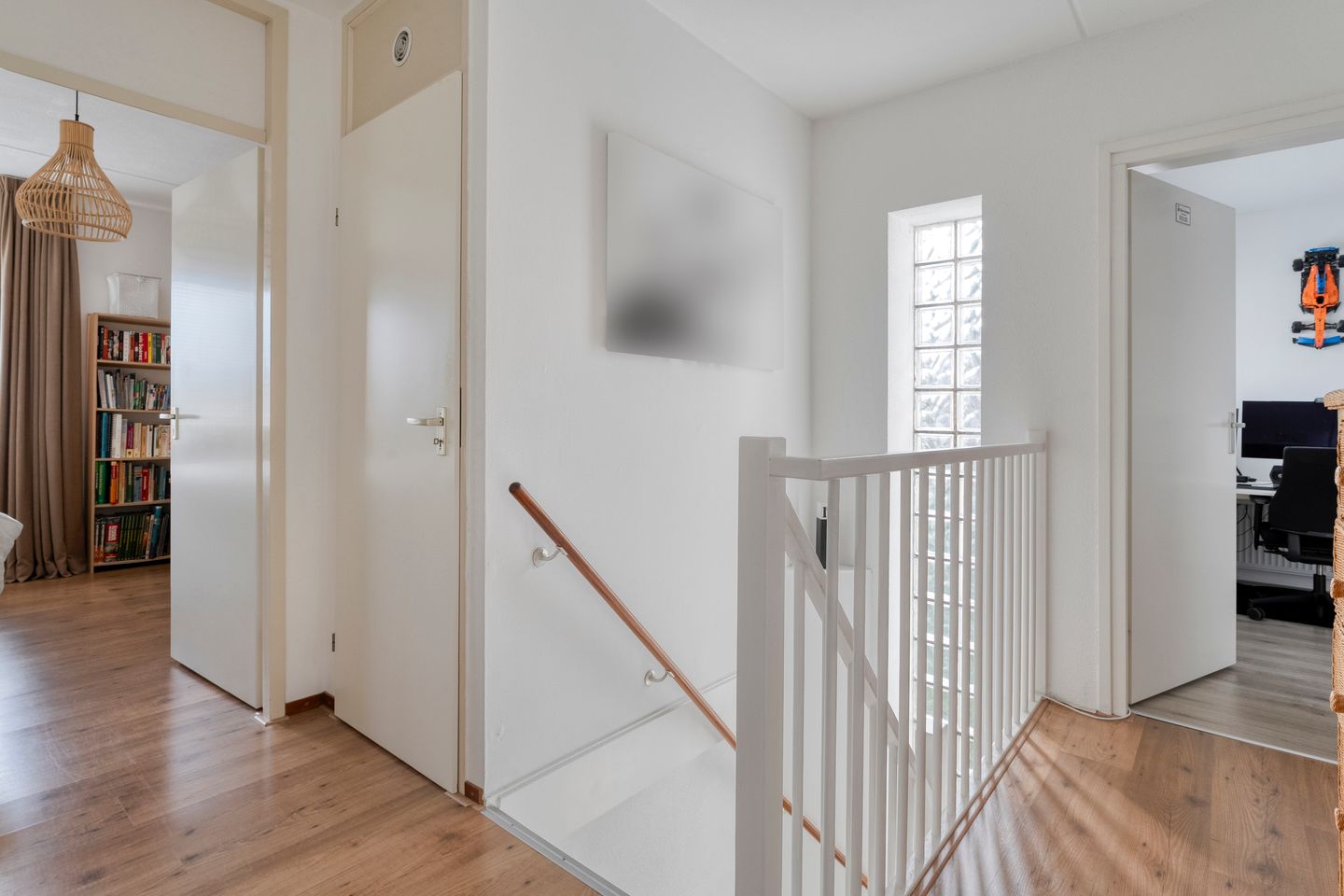 Photo 20 of Braamspinner 9