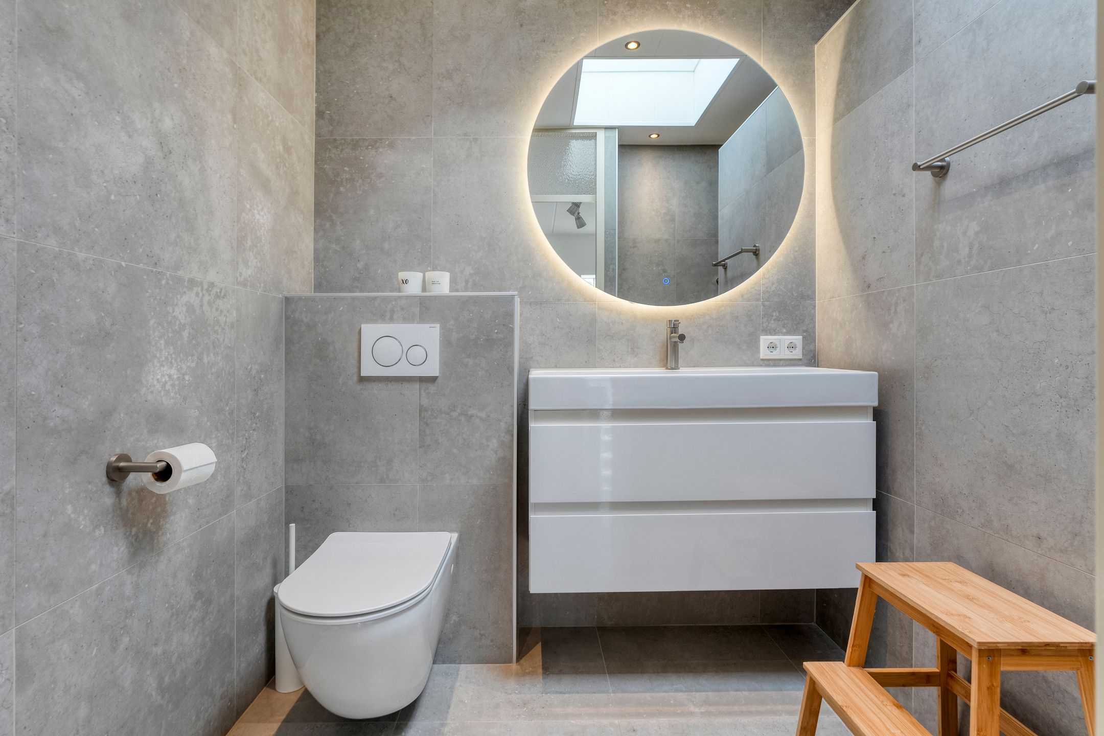 Photo 30 of Braamspinner 9