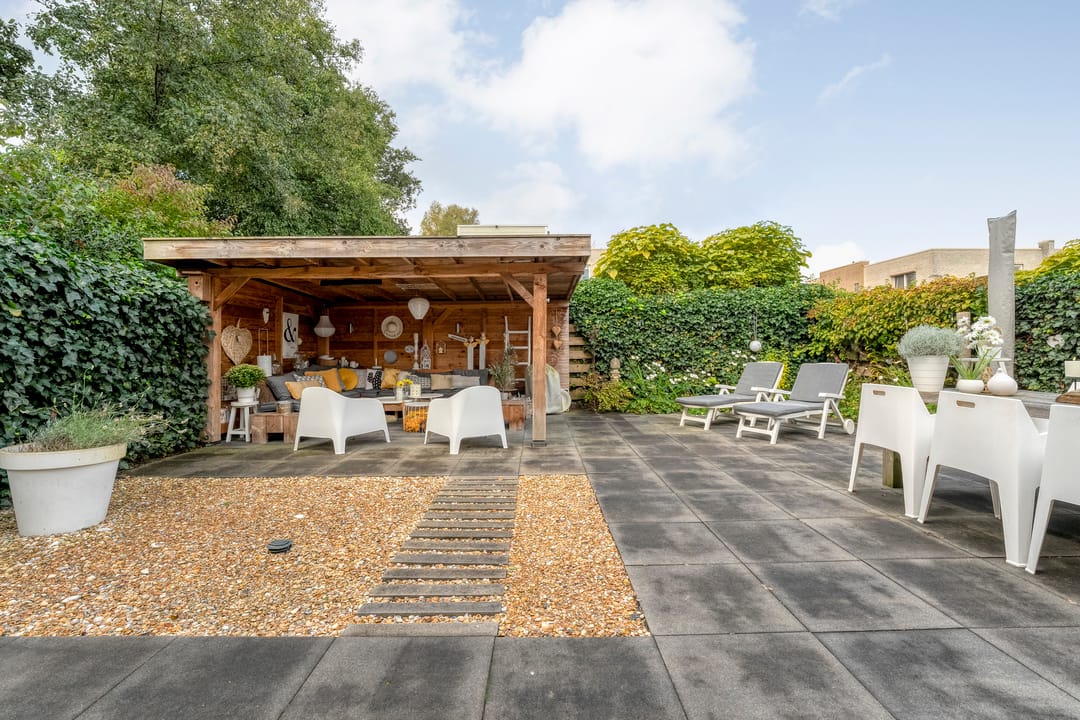 Photo 32 of Braamspinner 9