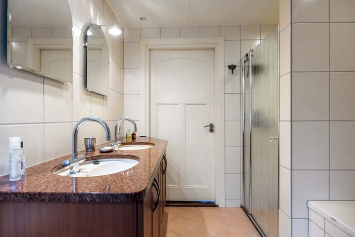 Photo 34 of Havenweg 4