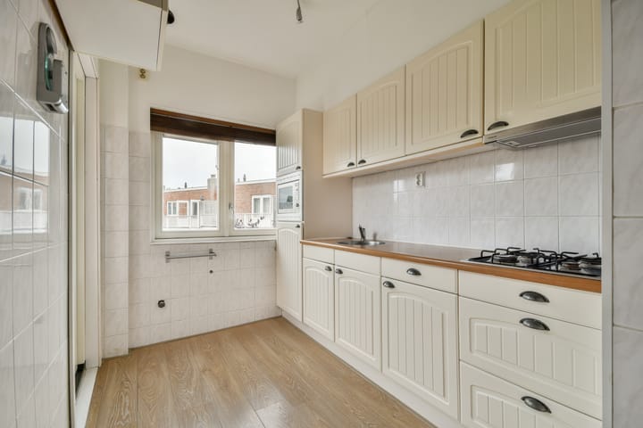 Photo 12 of Oranjestraat 13-RD