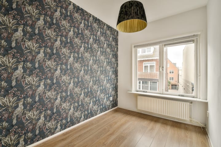 Photo 18 of Oranjestraat 13-RD