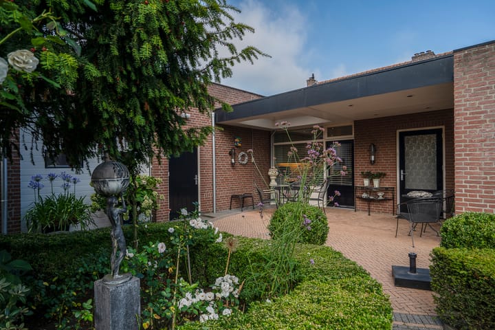 Foto 18 van Stationsstraat 63