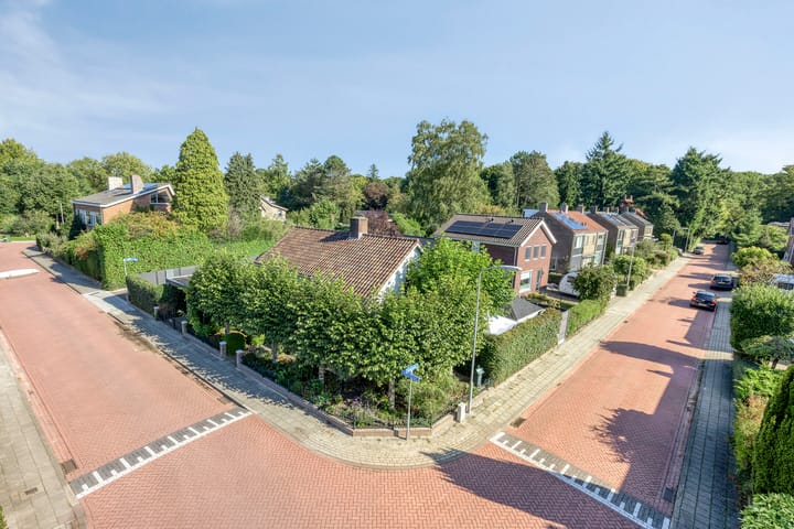 Photo 4 of Emmalaan 27