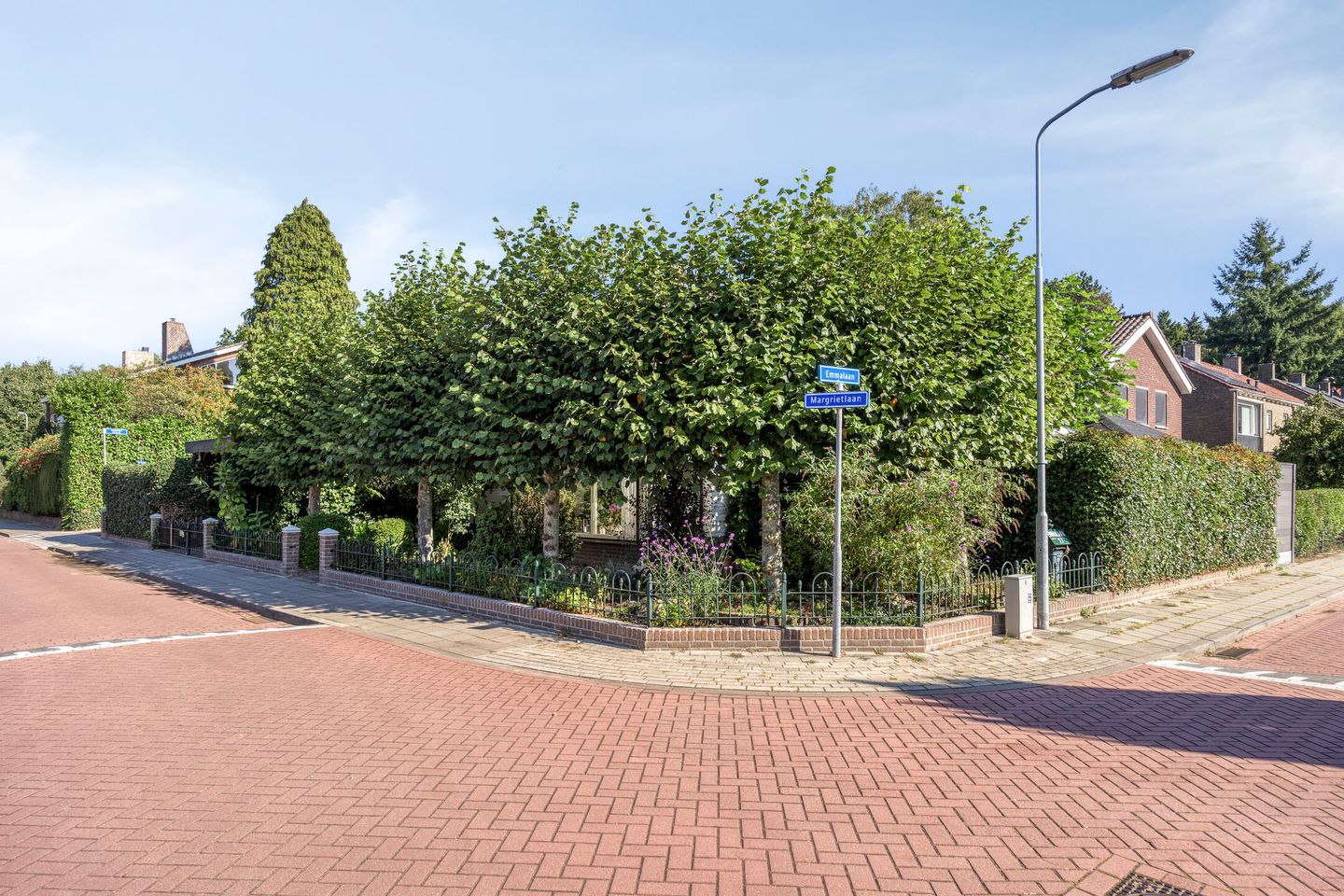 Photo 49 of Emmalaan 27