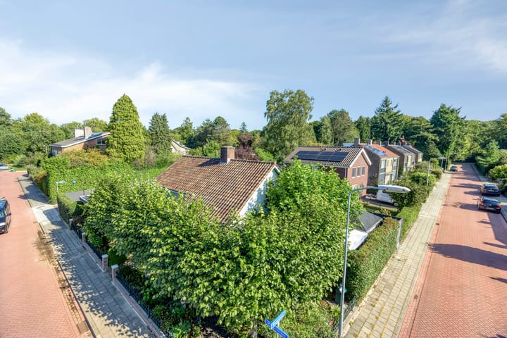 Photo 10 of Emmalaan 27