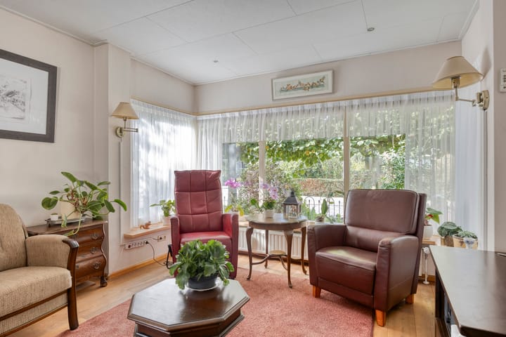 Photo 15 of Emmalaan 27