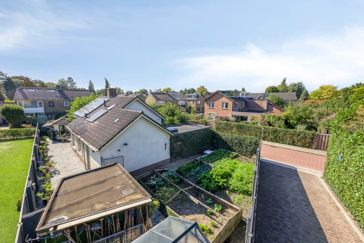 Photo 33 of Emmalaan 27