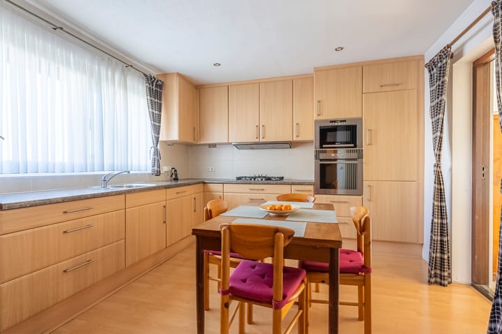 Photo 3 of Paulus Potterstraat 30