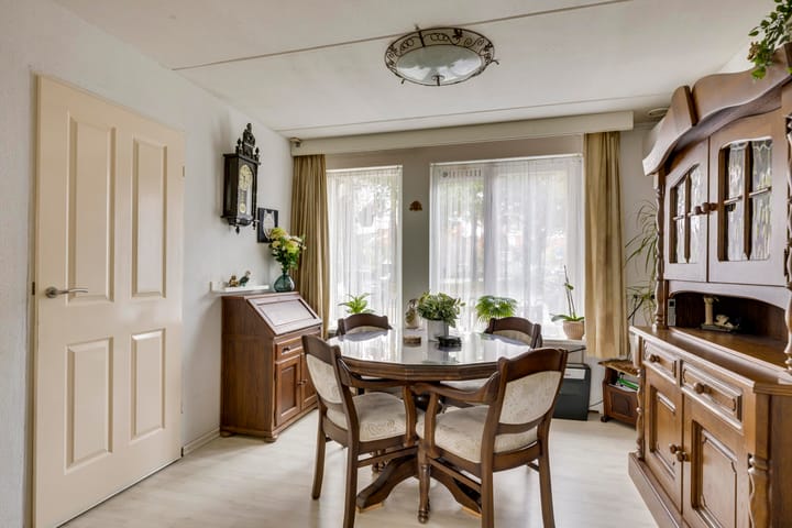 Foto 13 van Christina Bakker-van Bossestraat 39