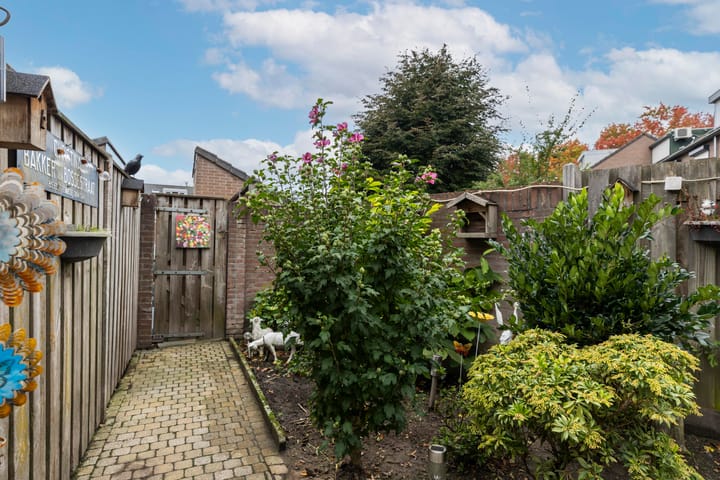 Foto 34 van Christina Bakker-van Bossestraat 39