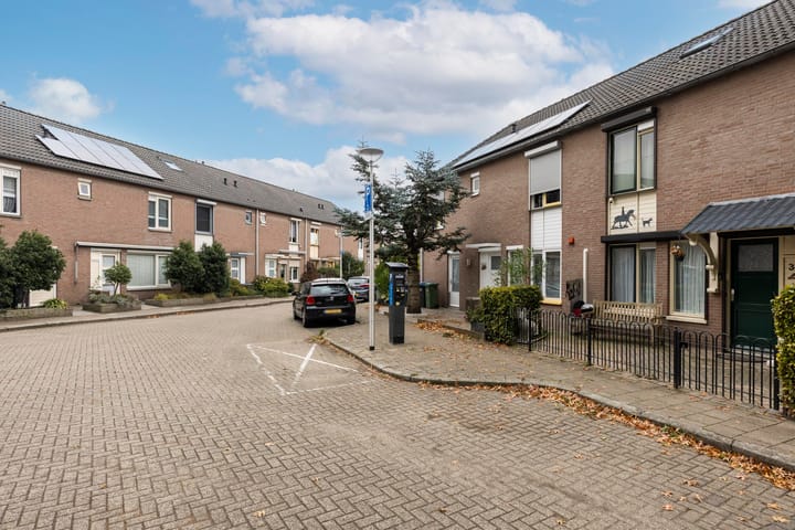 Foto 41 van Christina Bakker-van Bossestraat 39