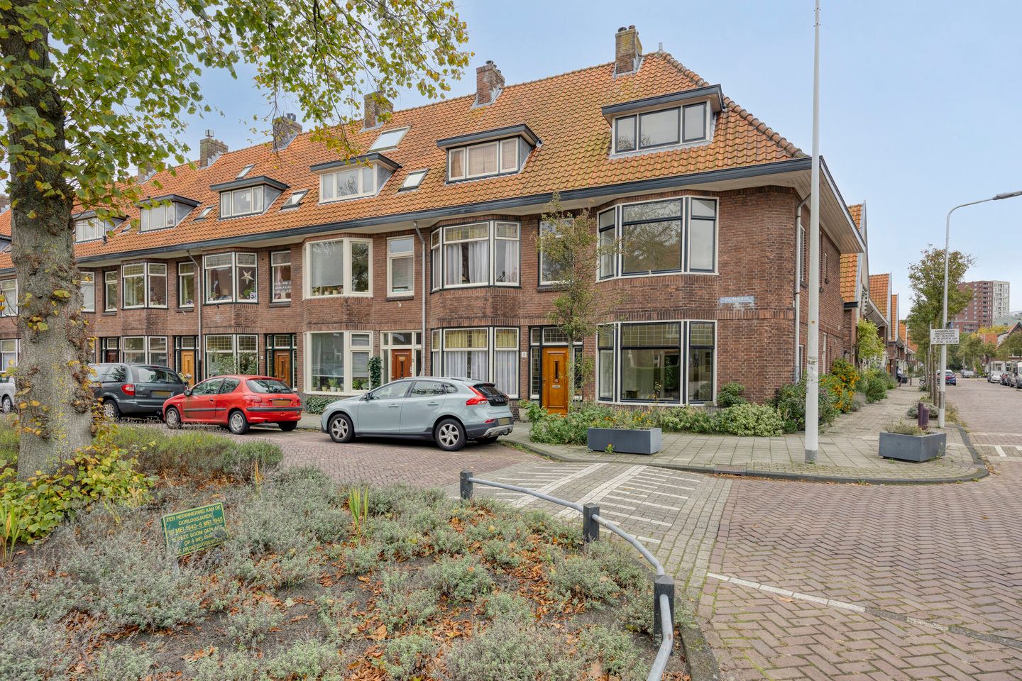 Foto 4 van Van der Waalsstraat 2