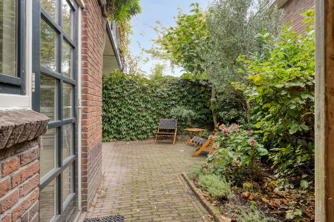 Foto 23 van Van der Waalsstraat 2