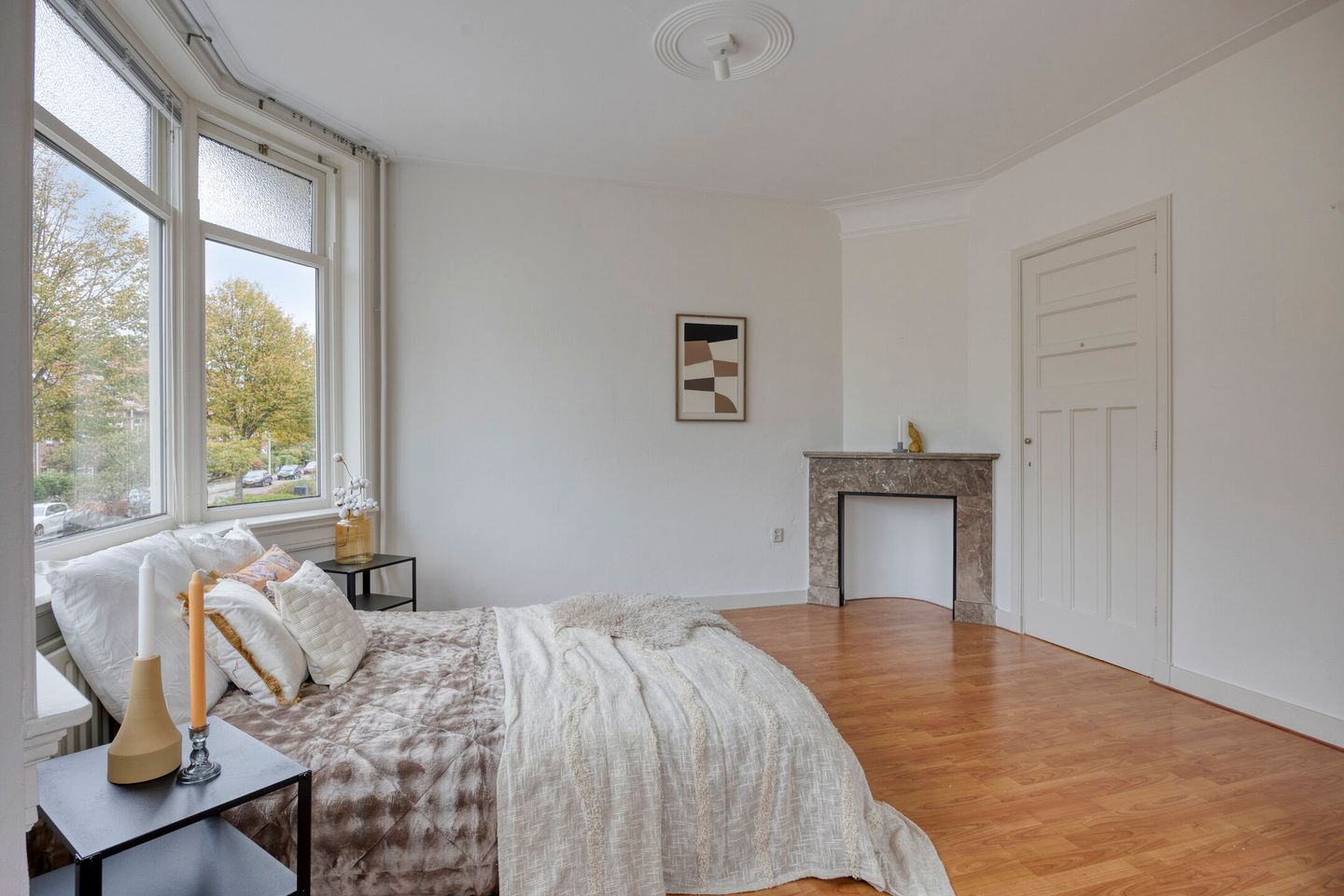 Foto 35 van Van der Waalsstraat 2