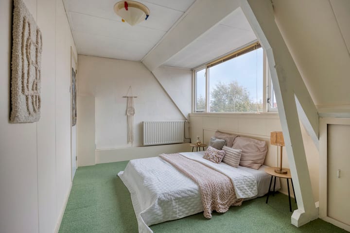 Foto 47 van Van der Waalsstraat 2