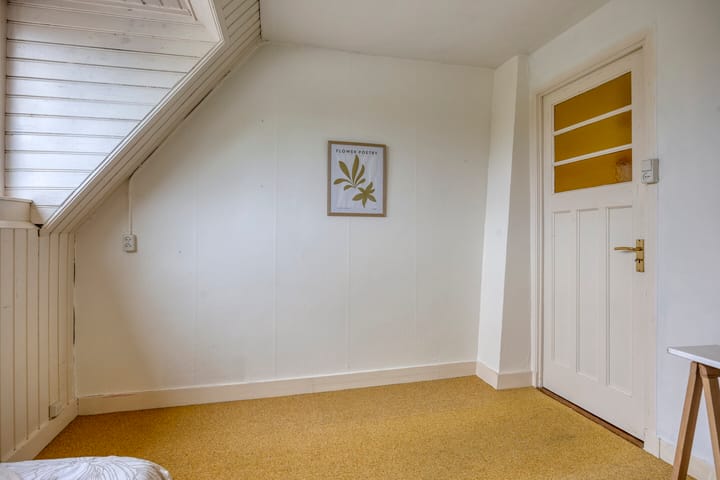 Foto 49 van Van der Waalsstraat 2