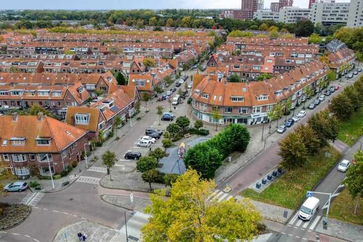 Foto 55 van Van der Waalsstraat 2