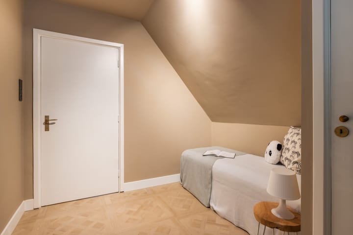 Photo 79 of Vondellaan 18