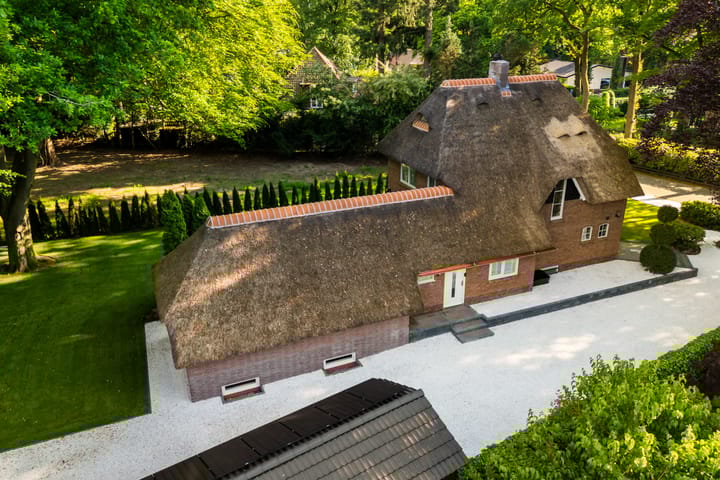 Photo 98 of Vondellaan 18