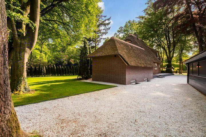 Photo 109 of Vondellaan 18