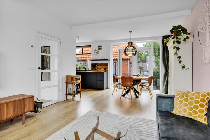 Photo 8 of Leerlooiersstraat 38