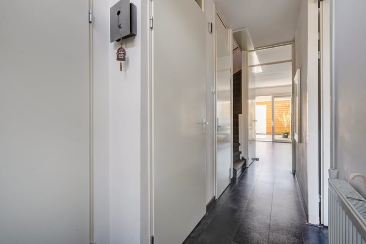 Foto 10 van Van Dijckstraat 108