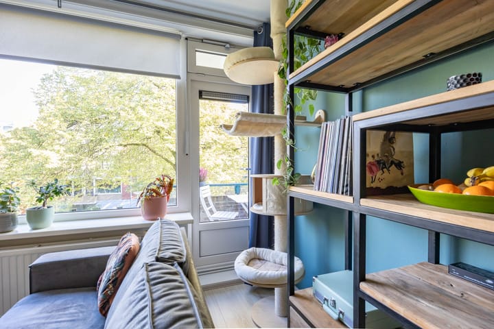 Photo 12 of Madame Curiestraat 31